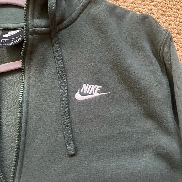 Army Green Nike Zip Up - Picture 3 of 5